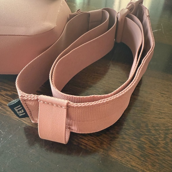 Yeti Pink Women's Accessory Case - Picture 5 of 10